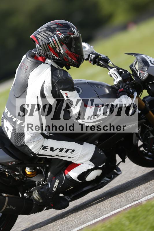 /Archiv-2025/53 16.09.2025 Track Day Domi Aegerter ADR/Gruppe gelb/67